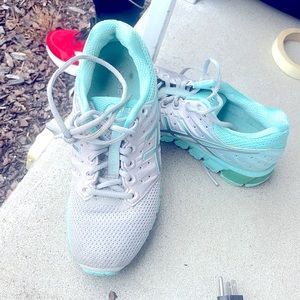 ASICS gel quantrum 180